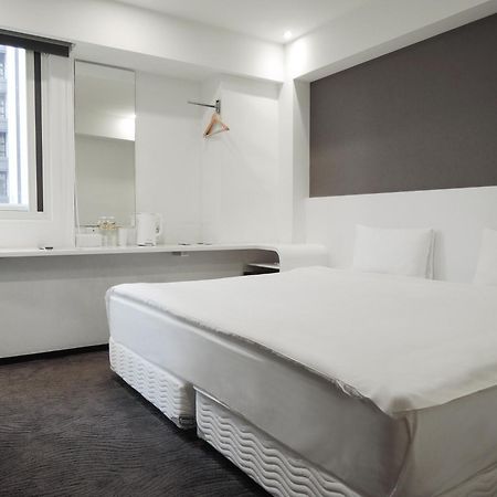 Check Inn Express Taipei Yongkang Extérieur photo